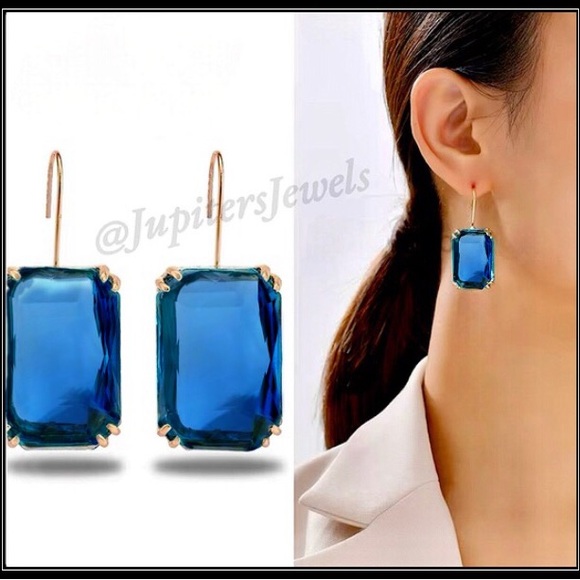 14K GOLD MEGA EMERALD CUT SIMULATED DARK BLUE TOPAZ CUSHION EARRINGS - Picture 5 of 5